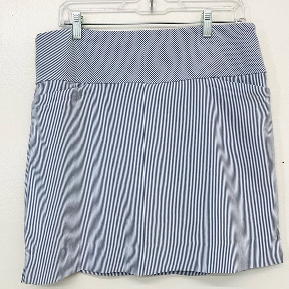 SC Co Skort Skirt Large Pull On Blue  White Stripe Pockets  Tummy Control Golf - Picture 1 of 11